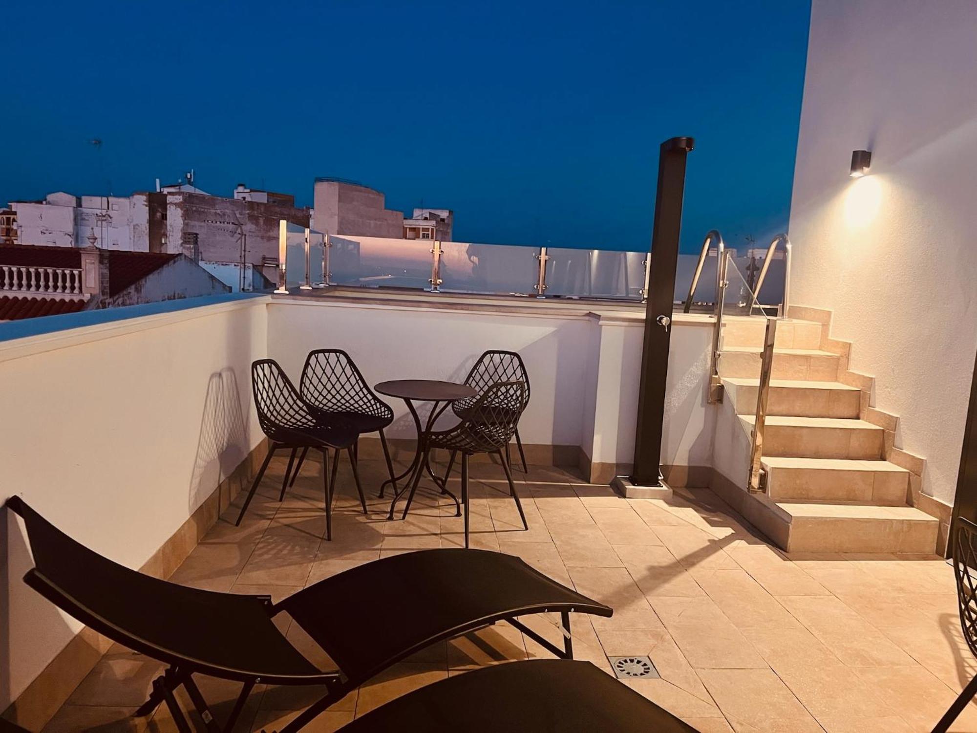 Karibu Serenity Apartamento *